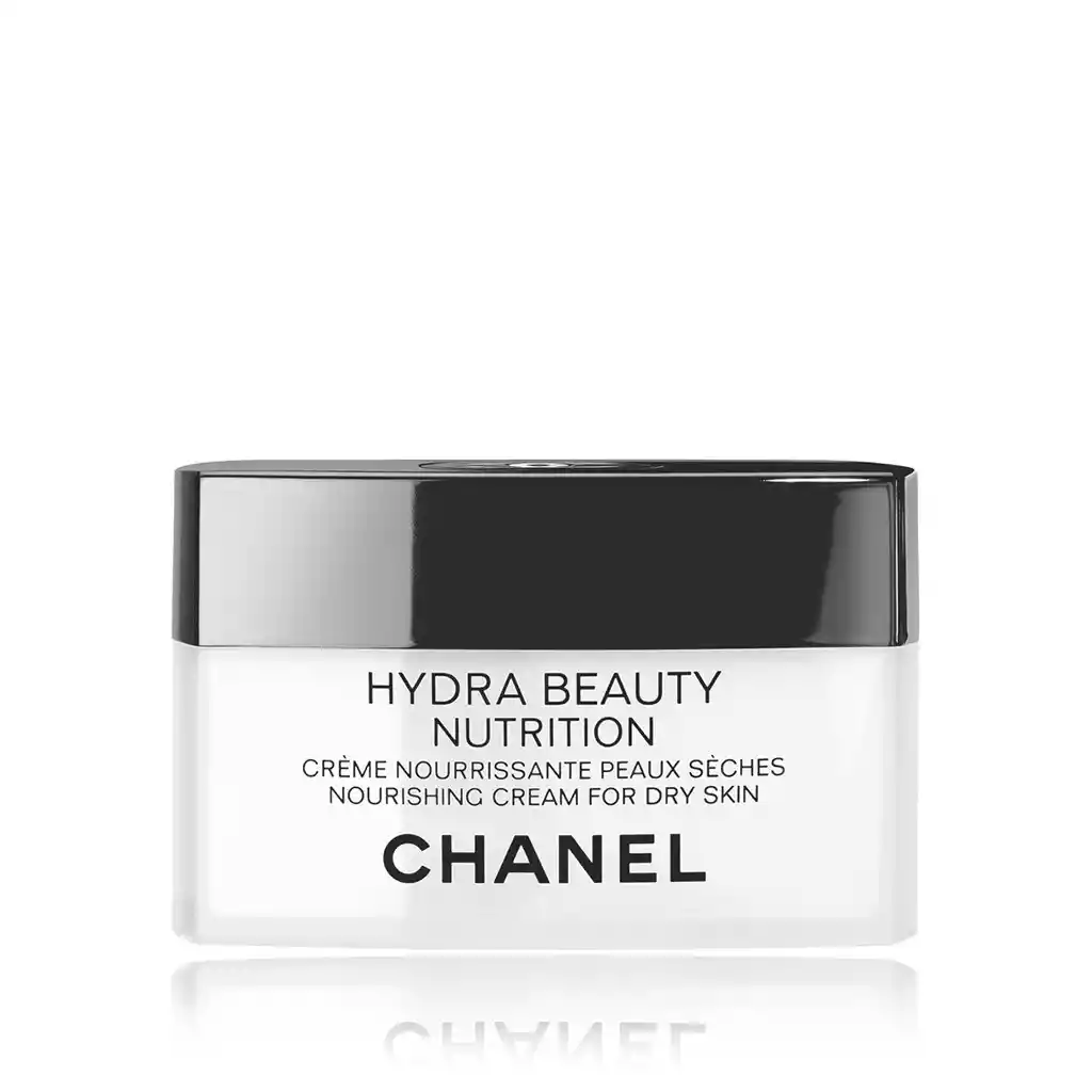 Η κρέμα προσώπου CHANEL HYDRA BEAUTY NUTRITION προσφέρει θρέψη και προστασία.