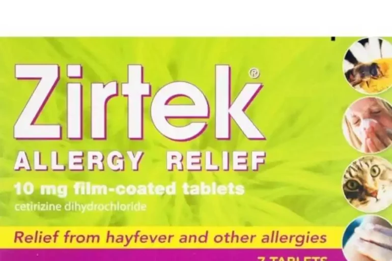 Η συσκευασία ZIRTEK (δισκία ή σταγόνες) για την αντιμετώπιση της αλλεργικής ρινίτιδας.